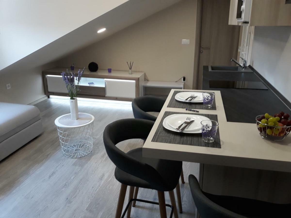 Center Apartment Dalu Pula Exteriér fotografie